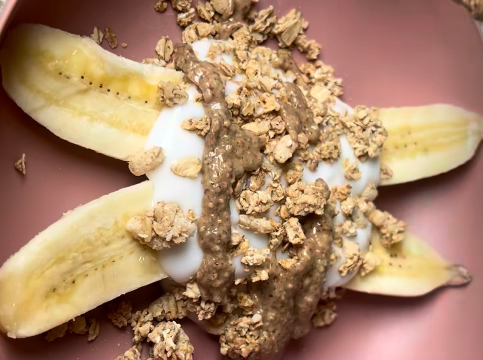 Healthier Banana Split
&ndash; Mixed Up Foods